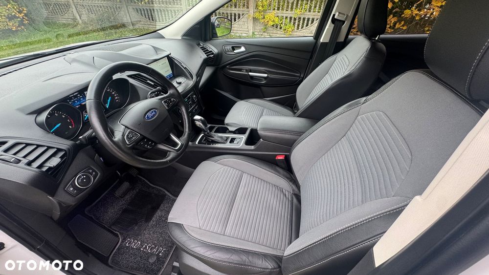 Ford Kuga 1.5 EcoBoost 4x4 Vignale - 11