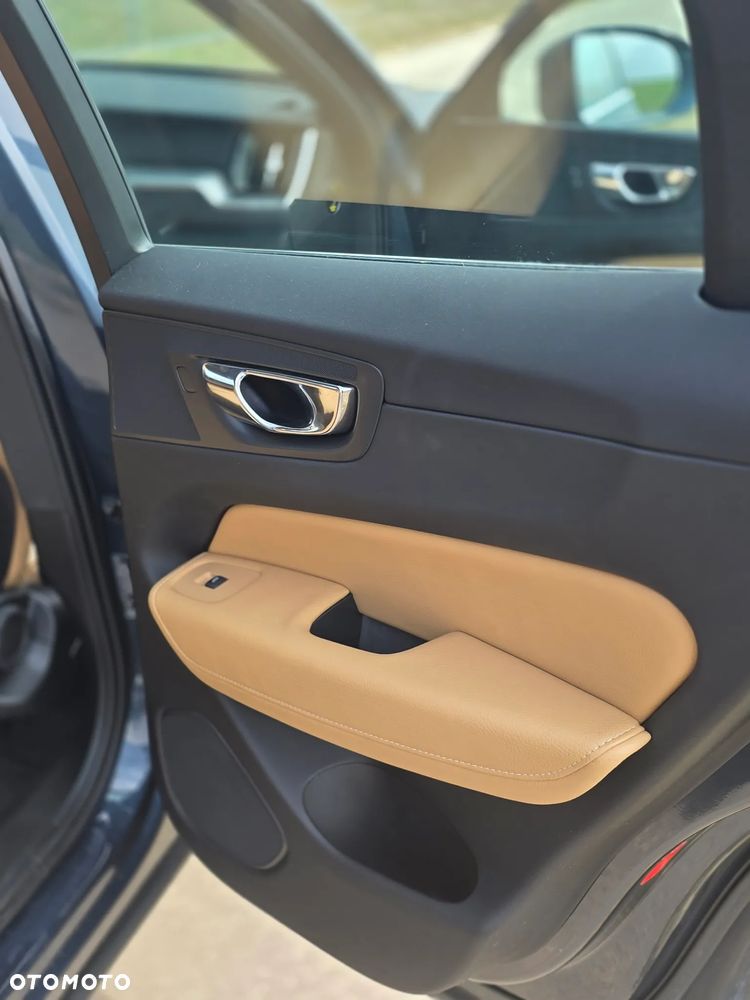 Volvo XC 60 D3 Momentum Pro - 15