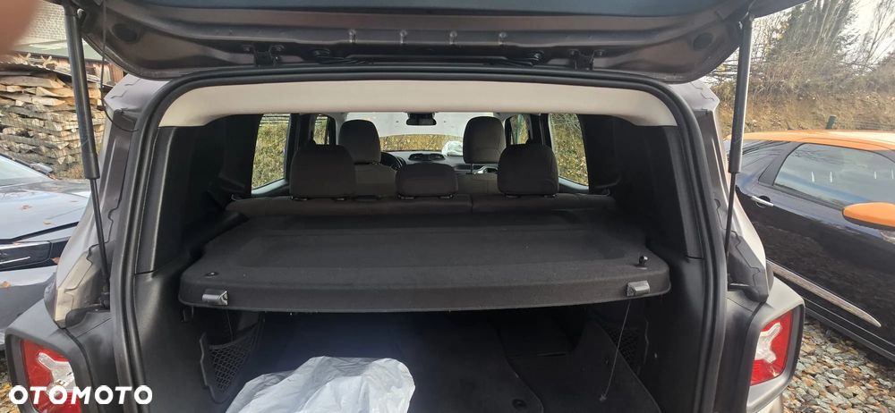 Jeep Renegade - 14