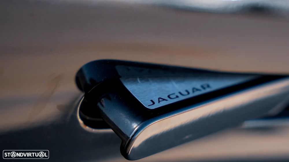 Jaguar F-Type 2.0 i4 R-Dynamic - 16