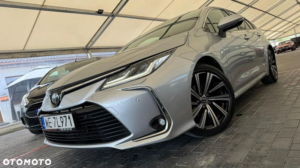 Toyota Corolla - 3