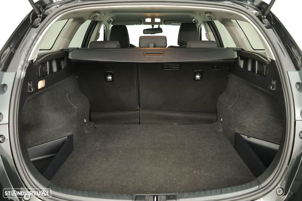 Toyota Auris Touring Sports 1.2T Comfort+Pack Techno - 22