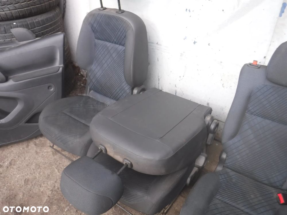 Citroen Berlingo II Peugeot Partner II fotel fotele siedzenia przod tyl Europa - 10