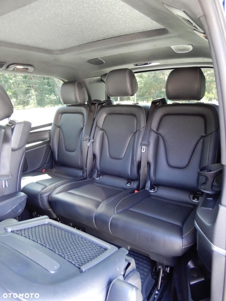 Mercedes-Benz Klasa V 300 d 4-Matic Exclusive 9G-Tronic (d³ugi) - 27