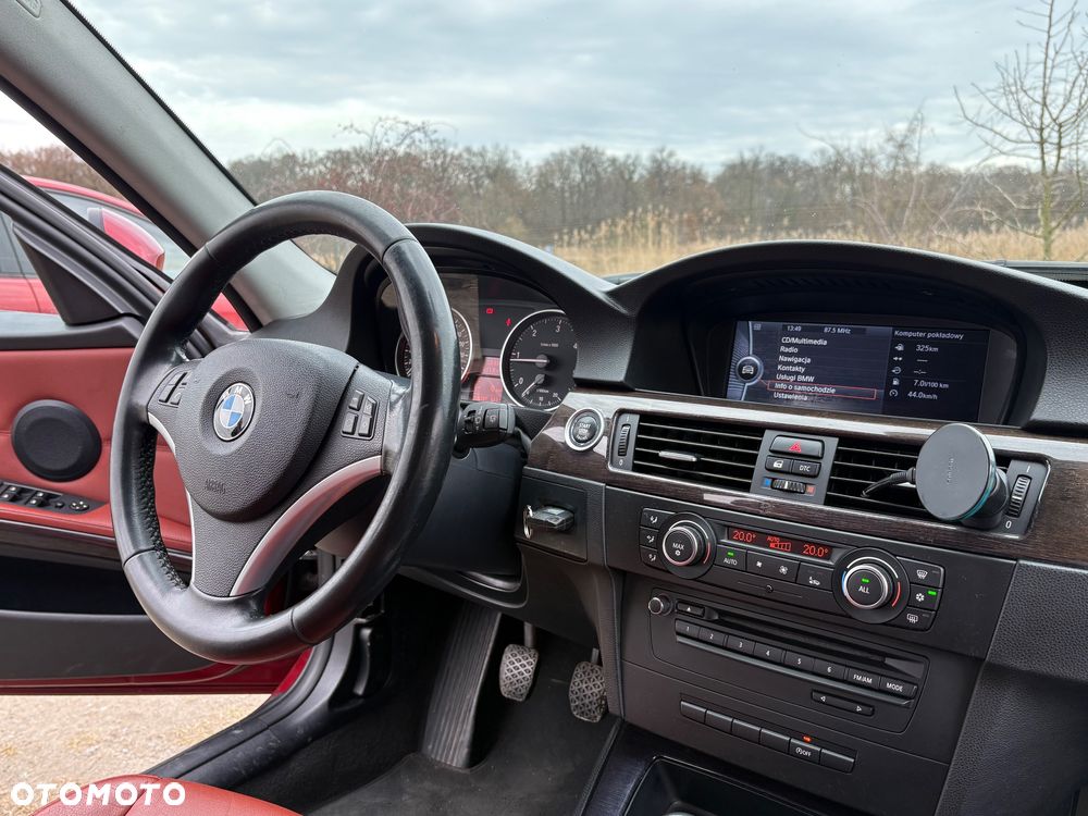 BMW Seria 3 320d - 12