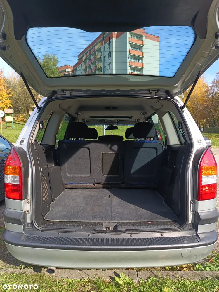 Opel Zafira - 8