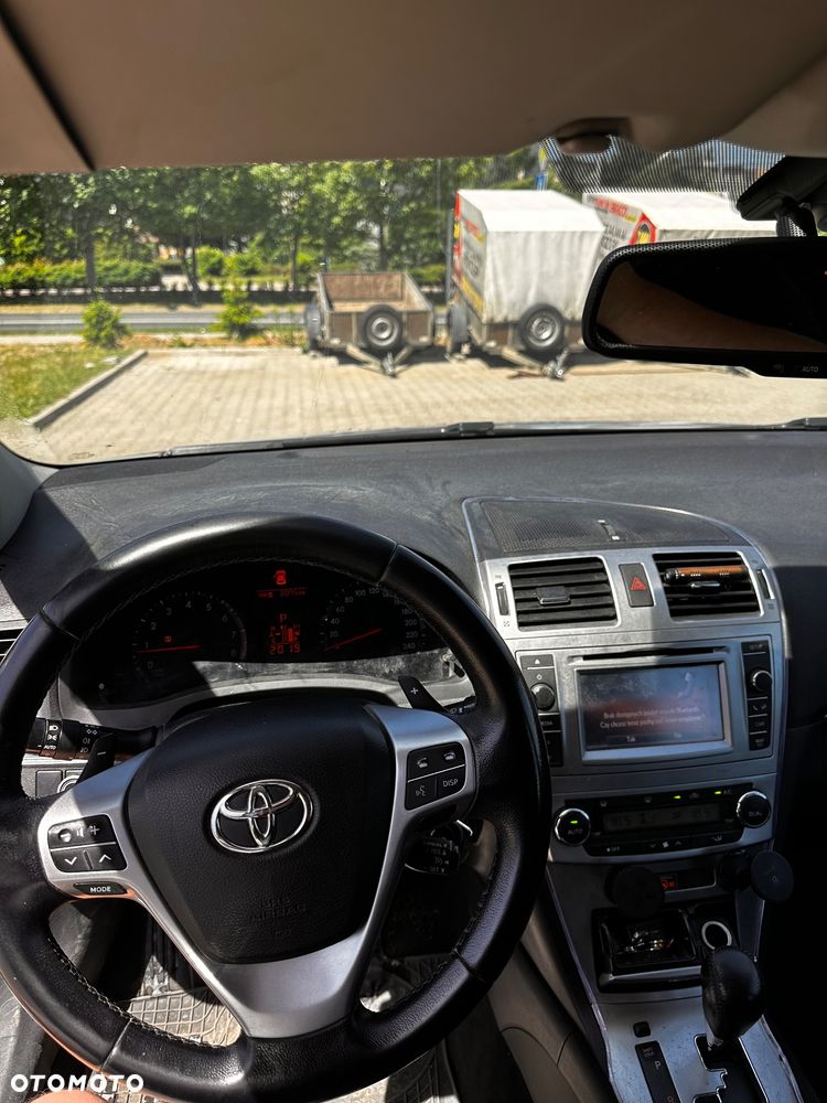 Toyota Avensis 2.0 Sol MS - 8