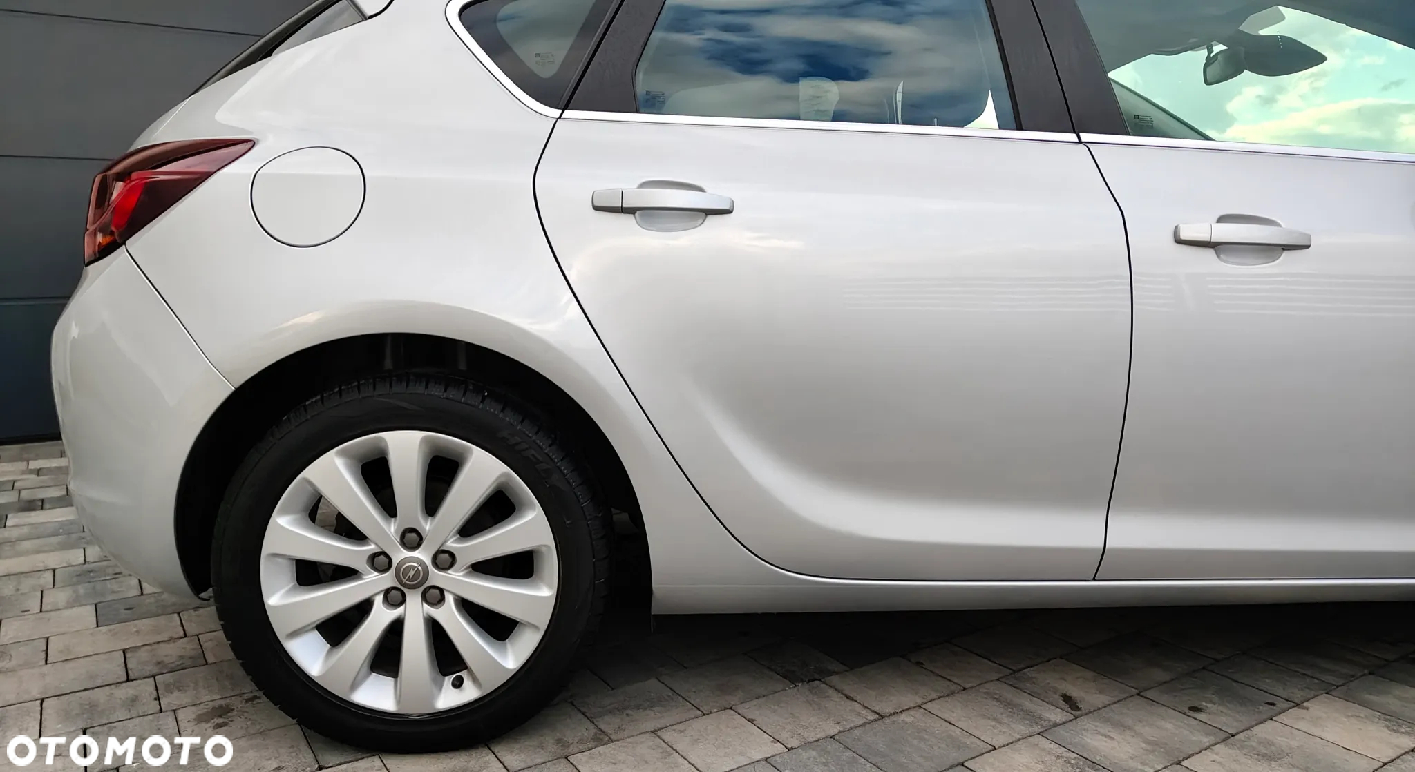 Opel Astra - 11