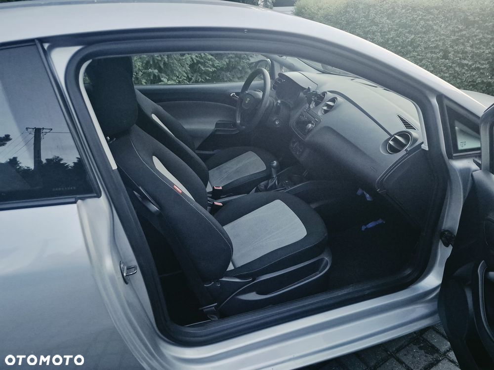 Seat Ibiza SC 1.4 16V Entry - 6