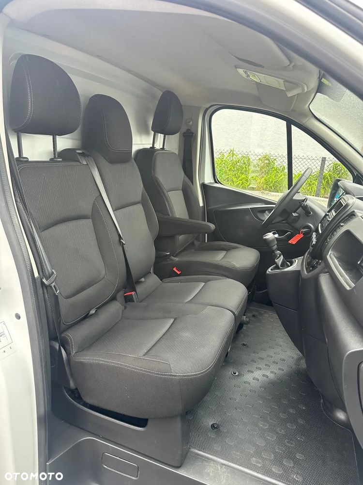 Renault TRAFIC - 16