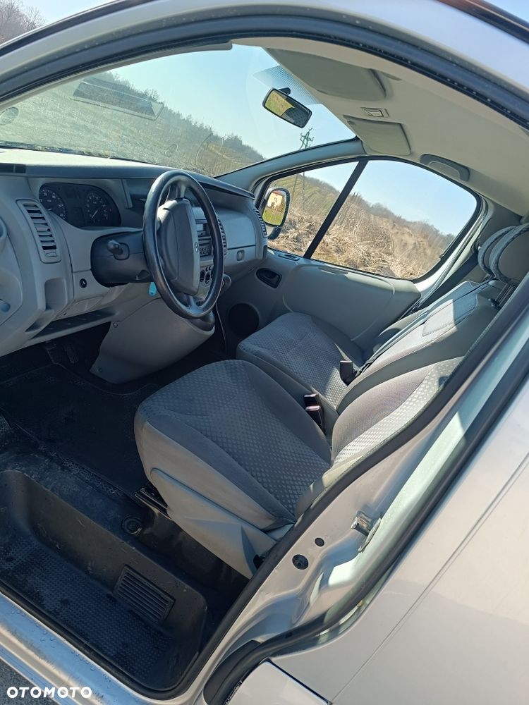 Renault Trafic - 6