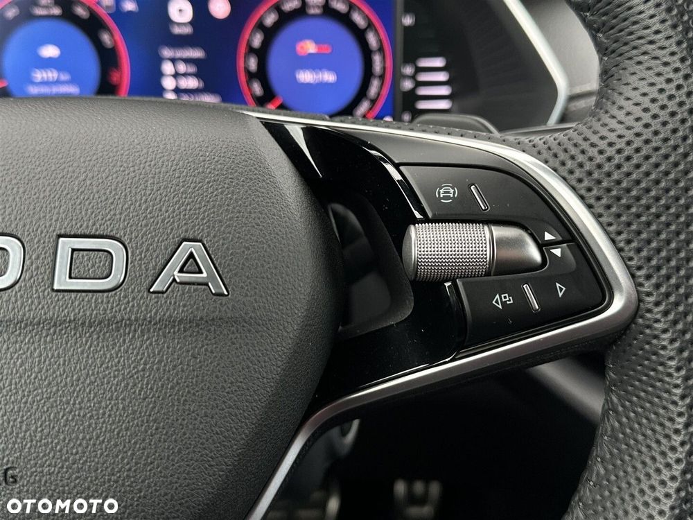 Skoda Octavia 1.5 TSI mHEV Sportline DSG - 21
