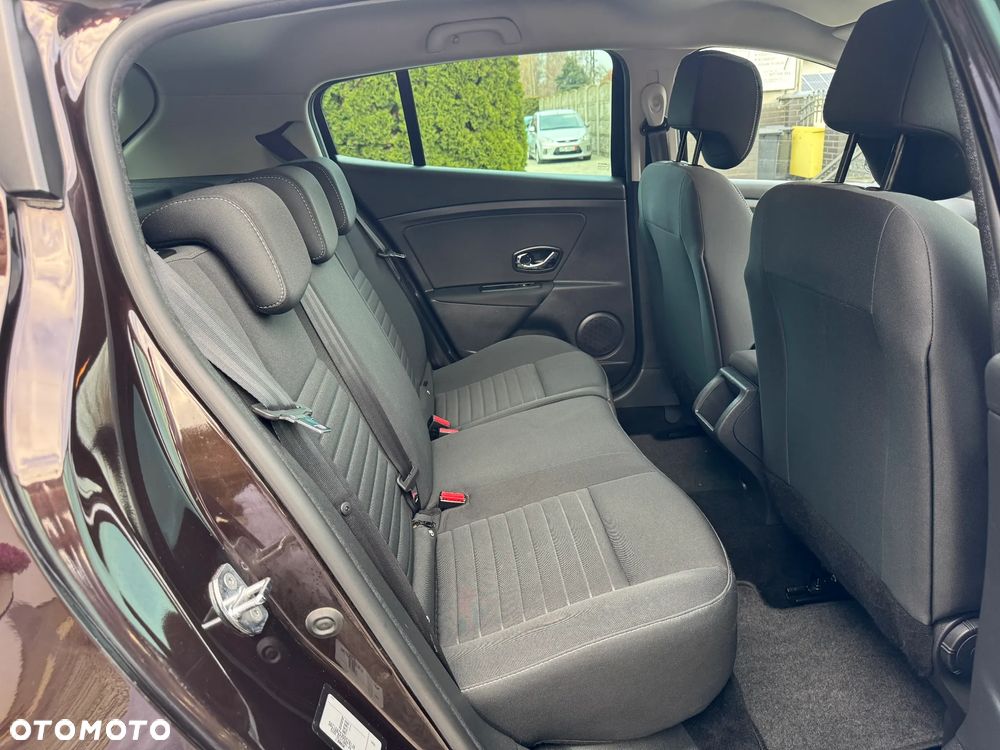 Renault Megane 1.5 dCi Limited EDC - 32