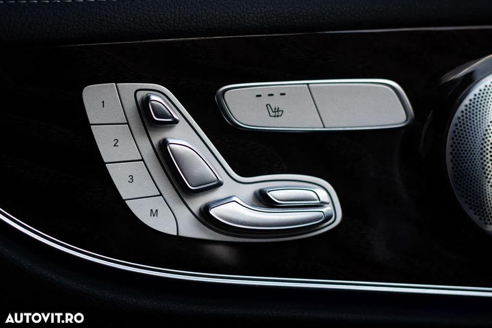 Mercedes-Benz E - 15