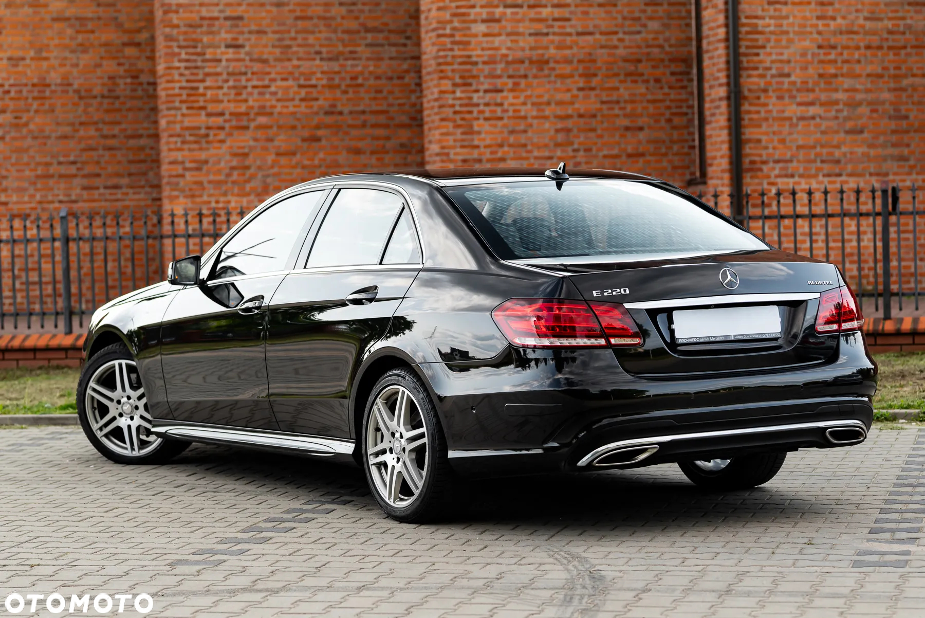 Mercedes-Benz Klasa E 220 BlueTEC 4-Matic Avantgarde - 13