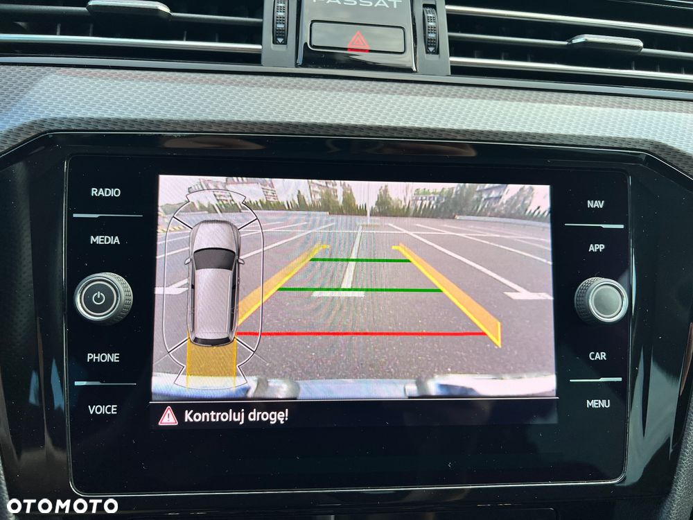 Volkswagen Passat Alltrack 2.0 TDI SCR DSG 4Motion - 28