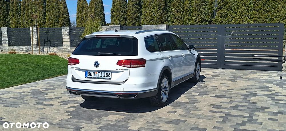 Volkswagen Passat 2.0 TDI SCR DSG 4Motion Elegance - 11