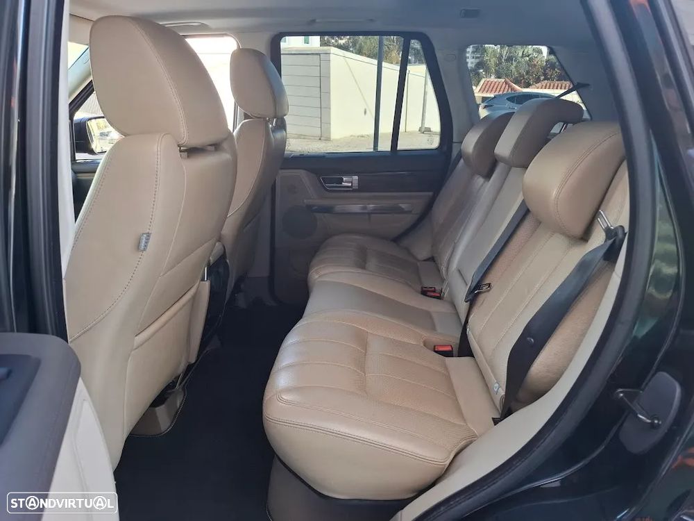 Land Rover Range Rover Sport 3.0 TDV6 HSE - 30