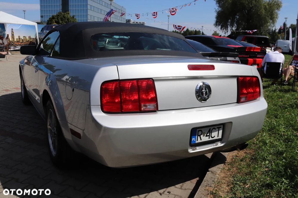 Ford Mustang 4.0 V6 Premium - 11