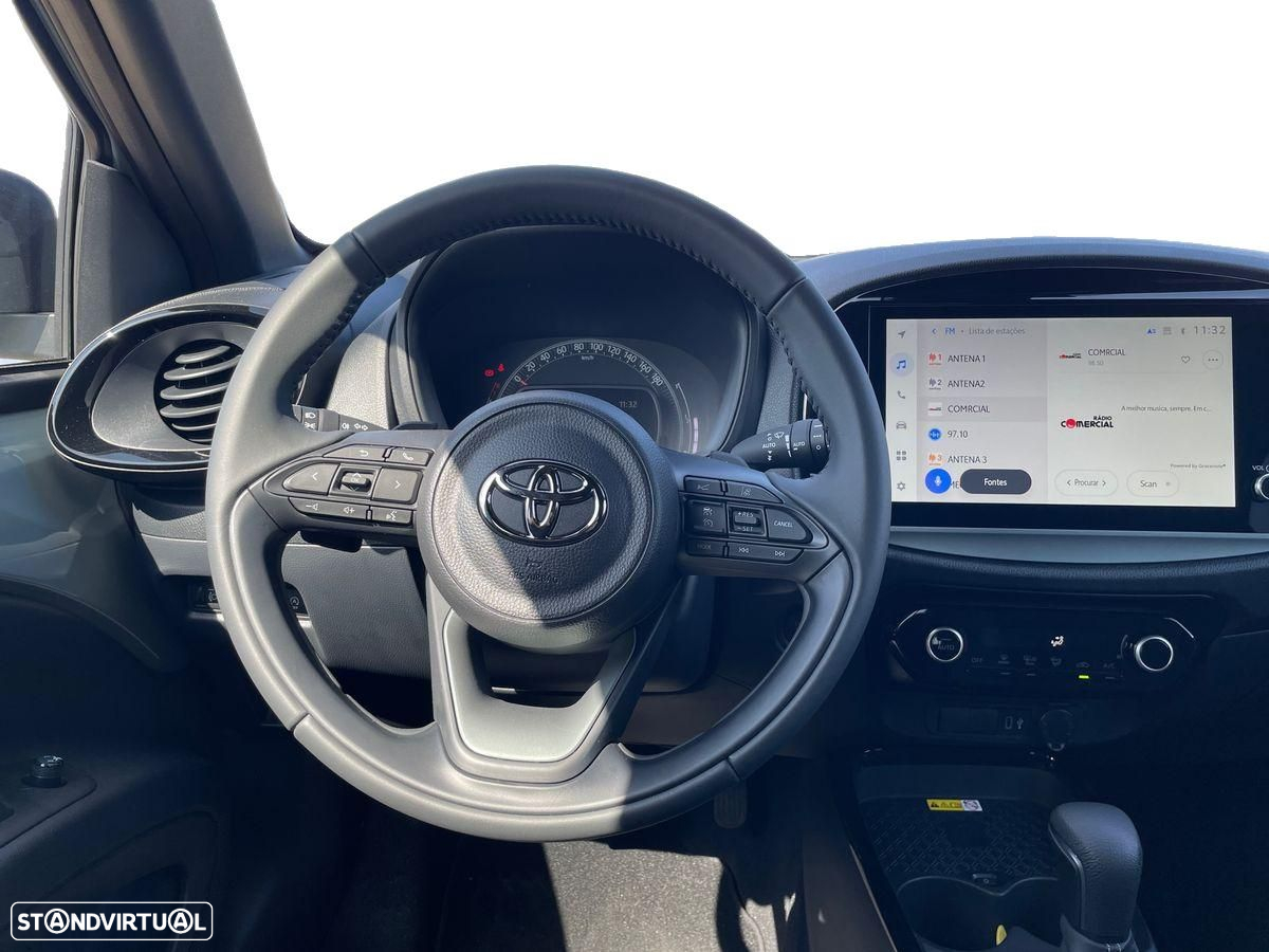 Toyota Aygo X 1.0 Envy CVT - 17