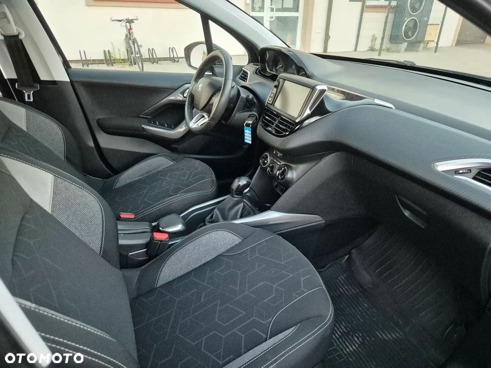Peugeot 2008 1.2 Pure Tech Access - 9