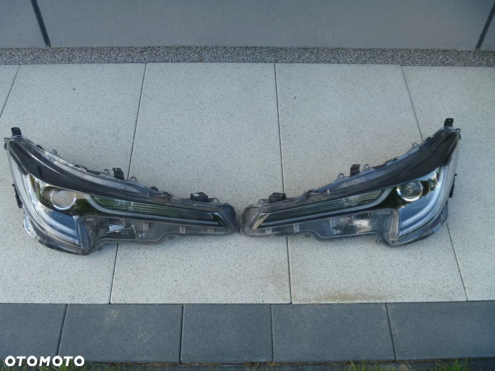 TOYOTA COROLLA E21 KOMBI KLAPA TYLNA ŁADNA - 10