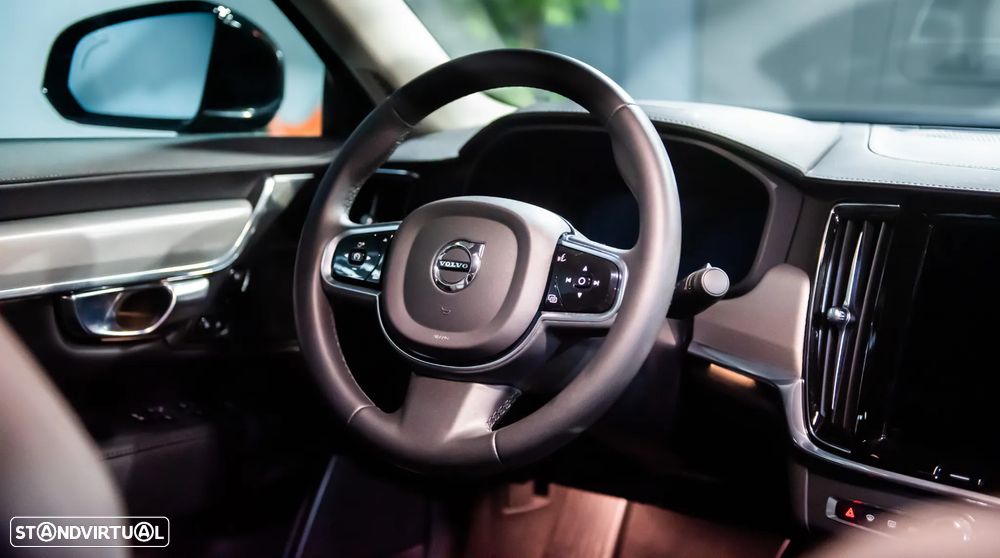 Volvo S90 2.0 B5 Plus Bright AWD - 35