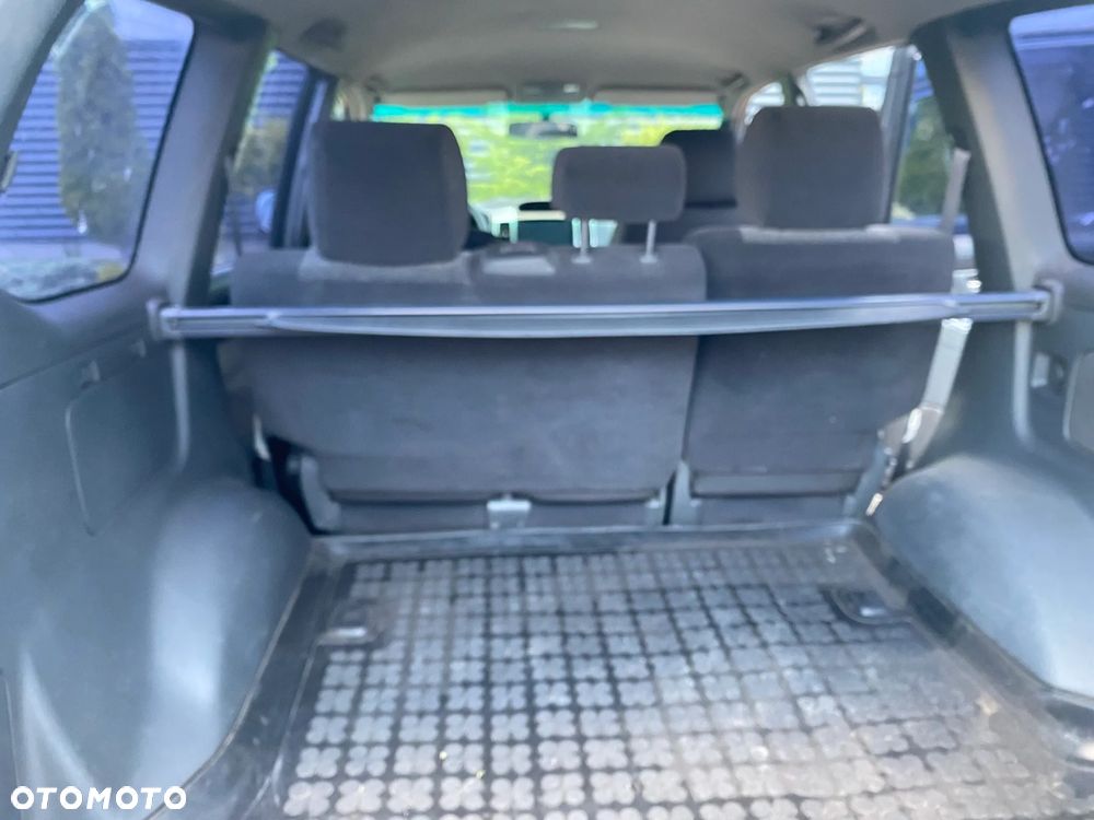 Toyota Land Cruiser - 10