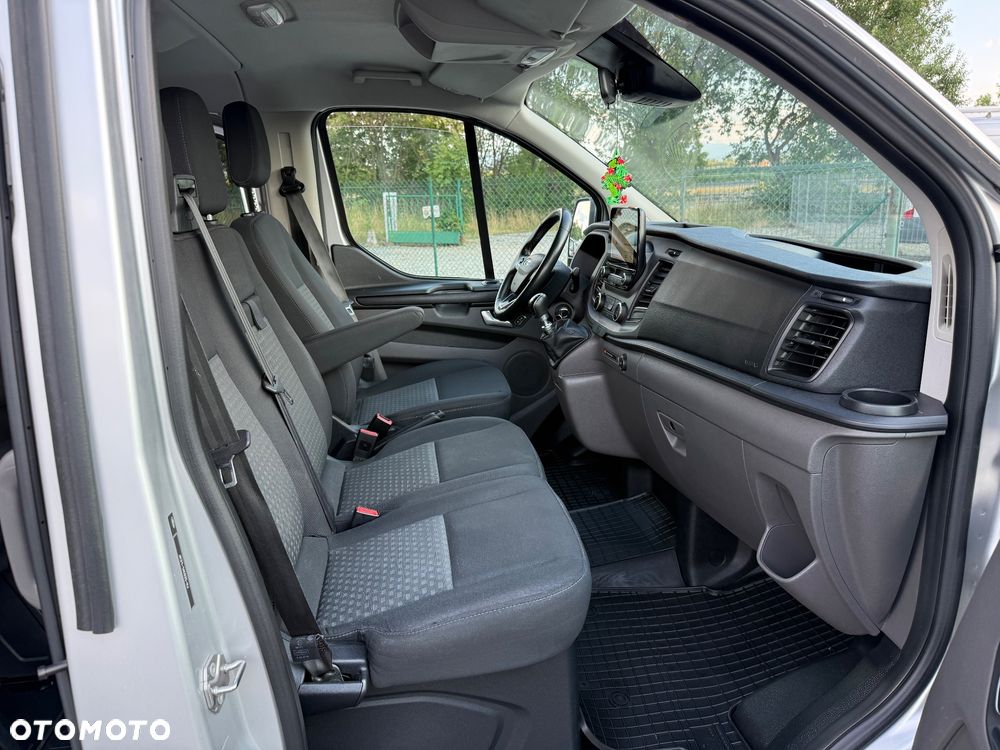 Ford Transit Custom - 13