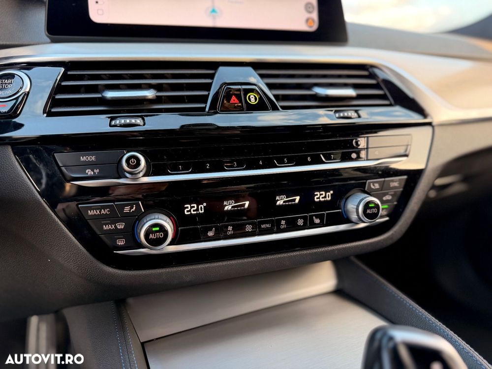 BMW Seria 5 530d xDrive AT - 16