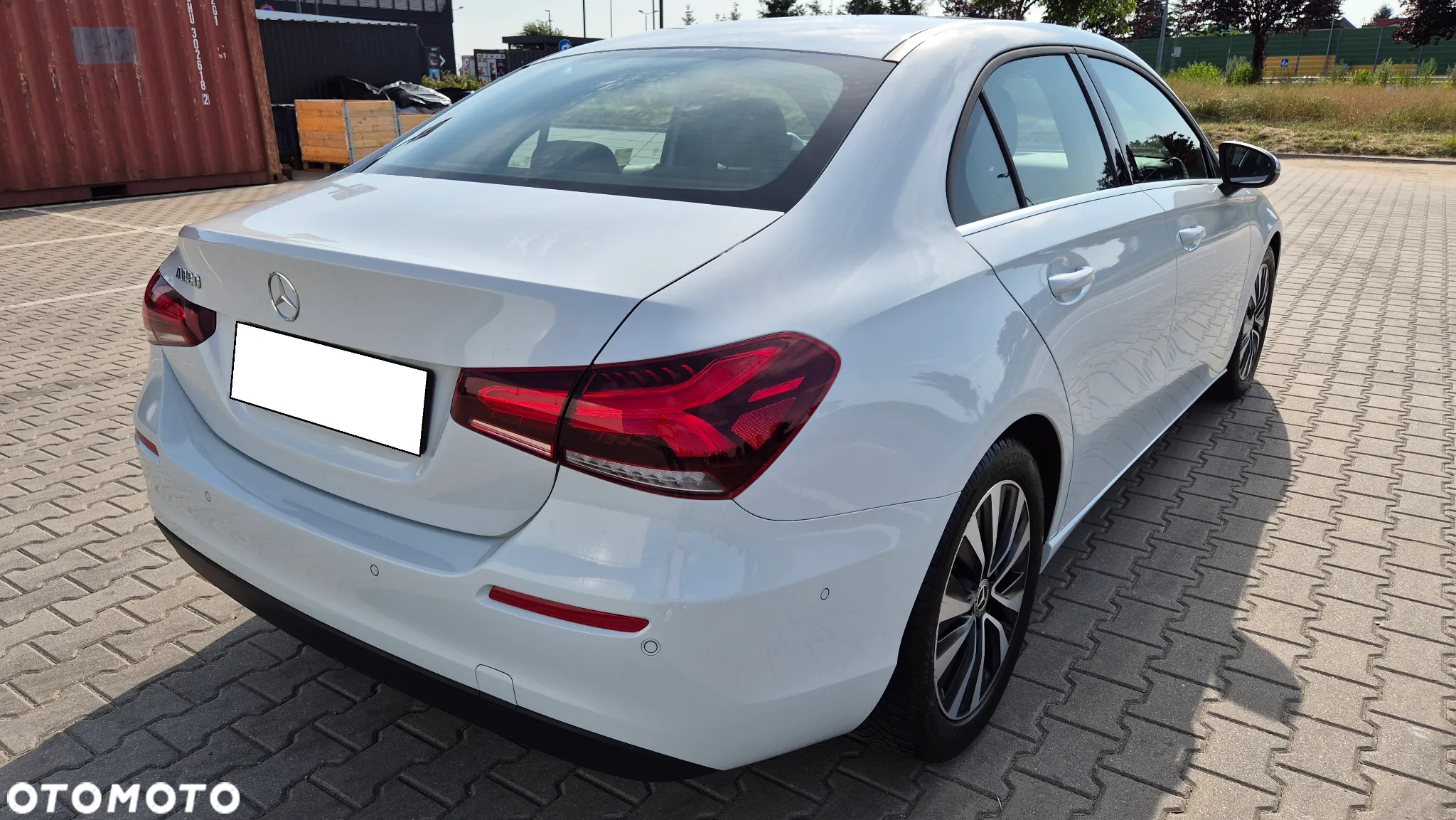 Mercedes-Benz Klasa A 180 Style 7G-DCT - 4