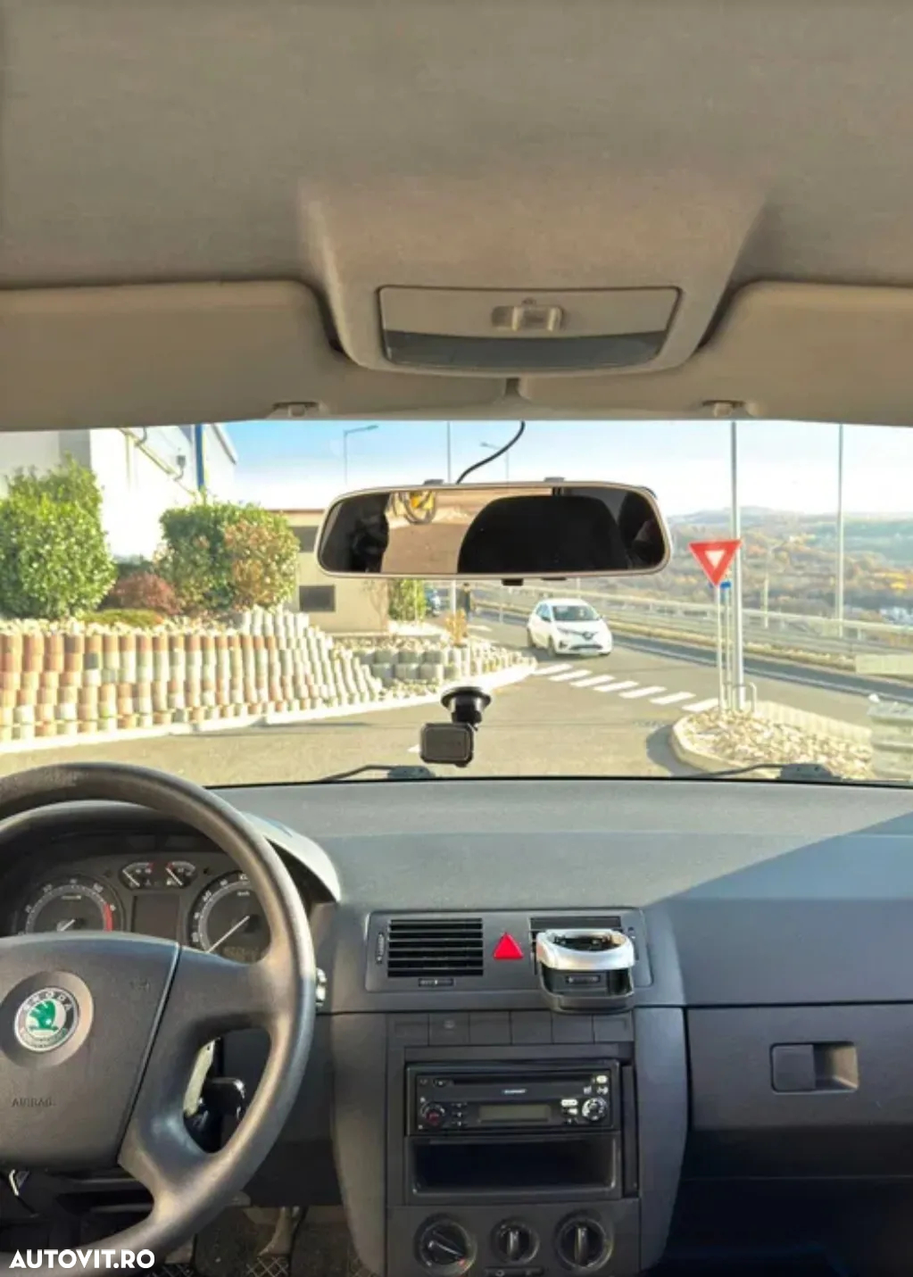 Skoda Fabia Sedan 1.2 Ambiente - 7
