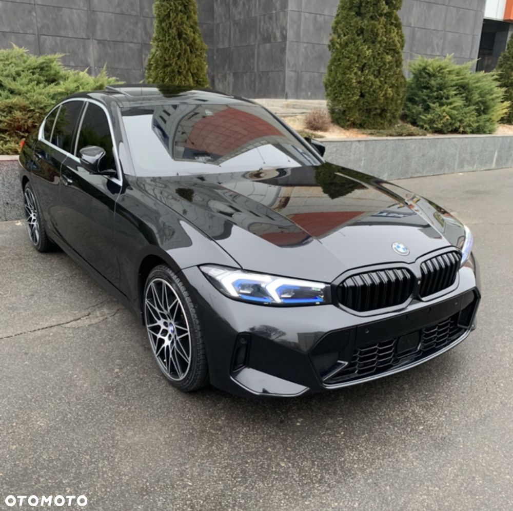 BMW Seria 3 330i xDrive Luxury Line - 1