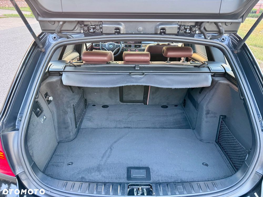 BMW Seria 3 320d Efficient Dynamics - 23