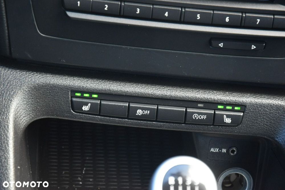 BMW X1 sDrive18d - 29