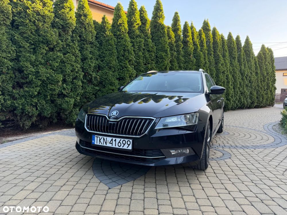 Skoda Superb 2.0 TDI Style - 2