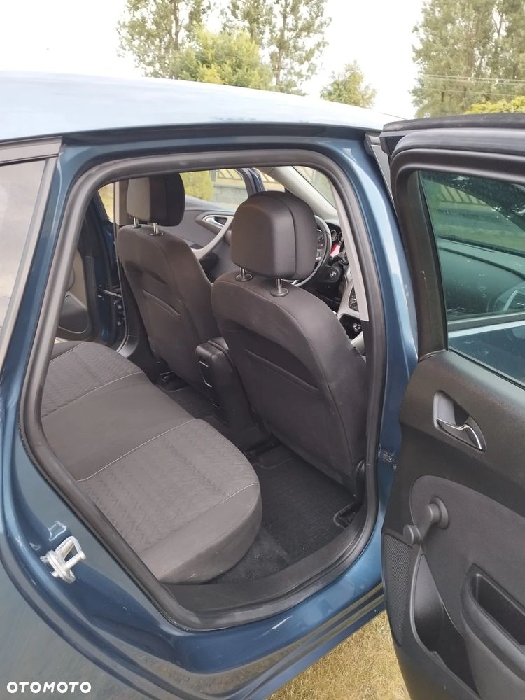 Opel Astra 1.4 Turbo - 9