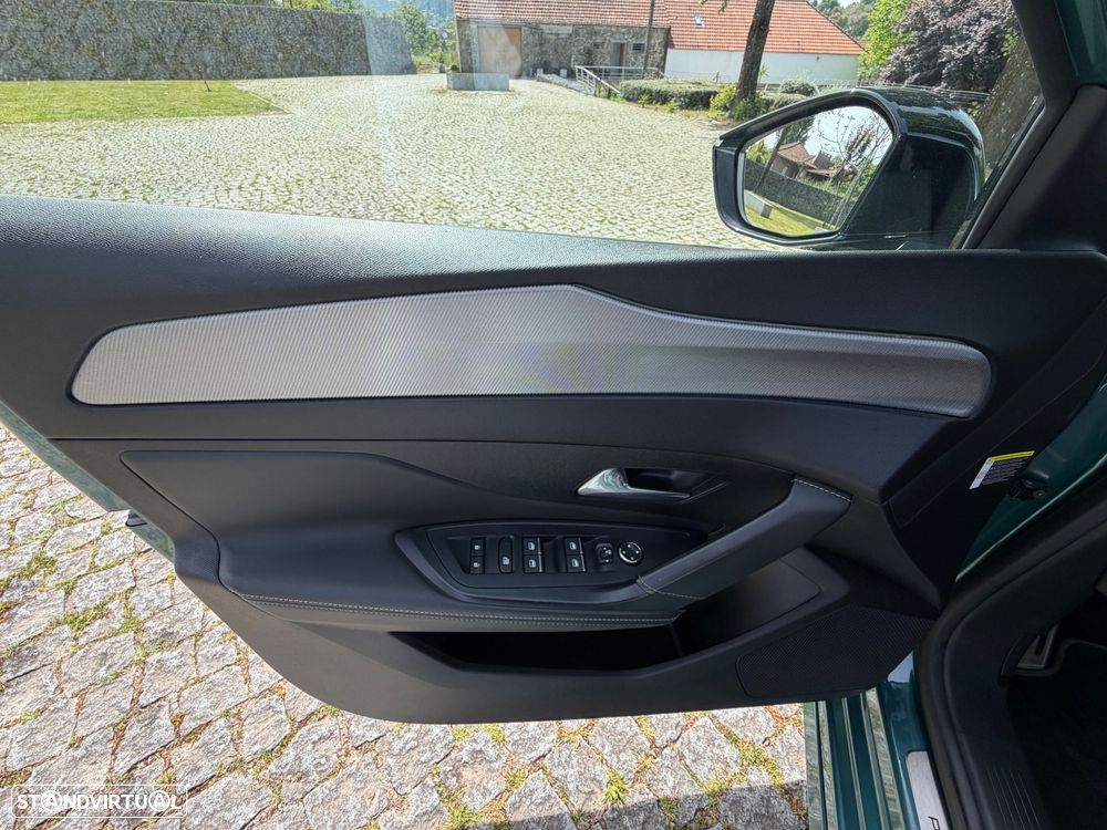 Peugeot 308 1.5 BlueHDi GT Pack EAT8 - 32