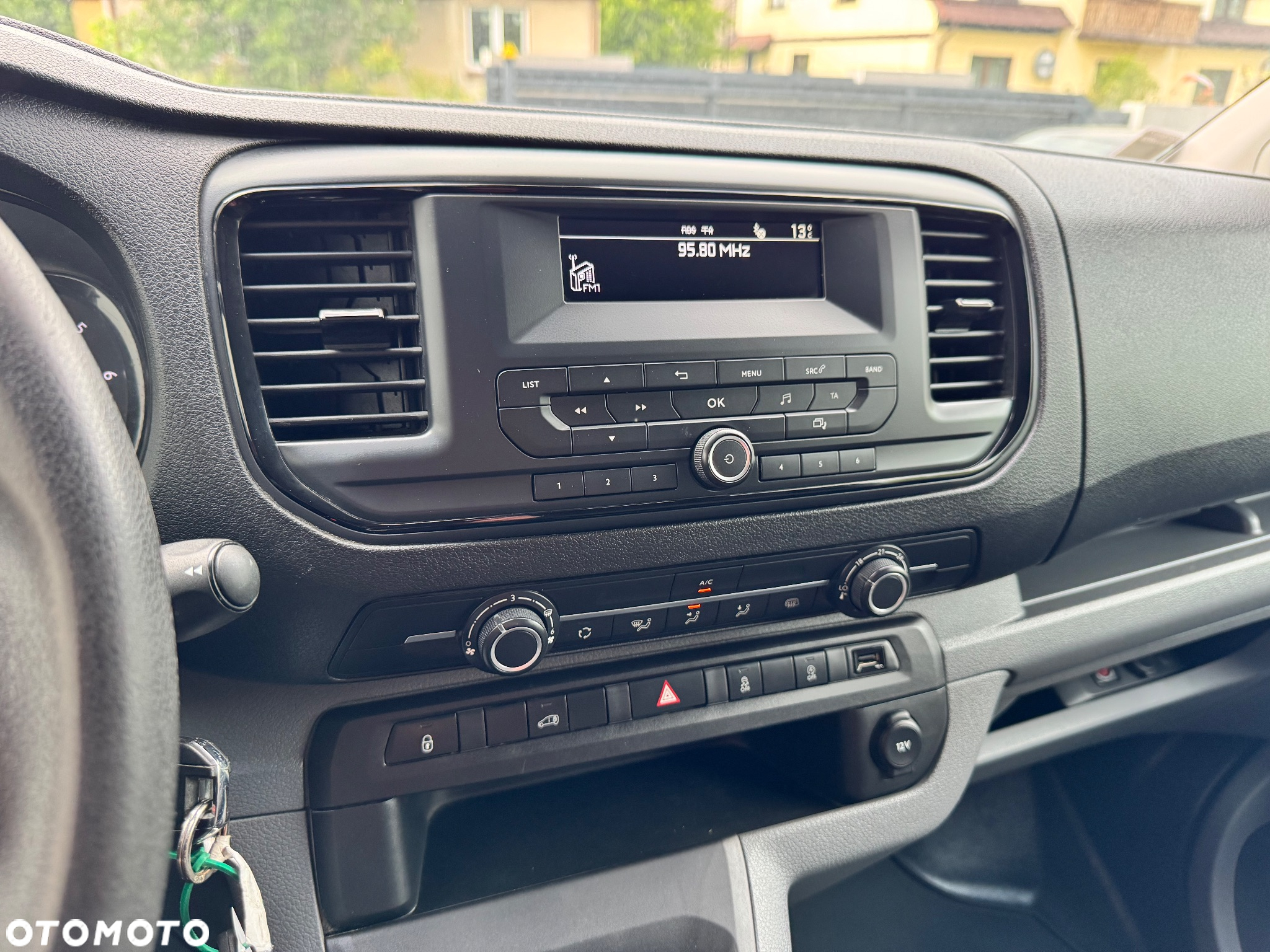 Citroën Jumpy Expert Scudo Proace Izoterma - 35