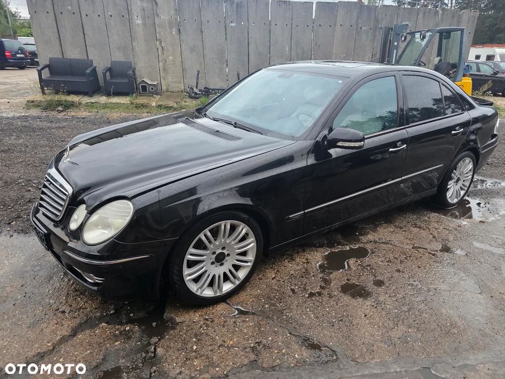 Przód kompletny Mercedes E W211 Lift 2008 040 - 7