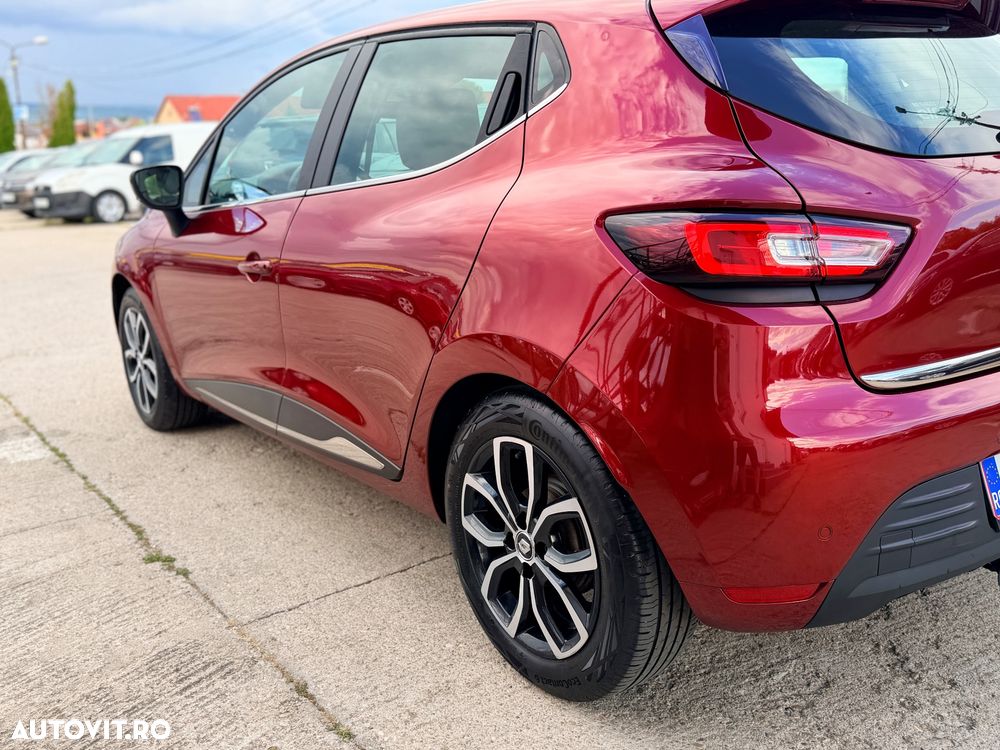 Renault Clio - 10