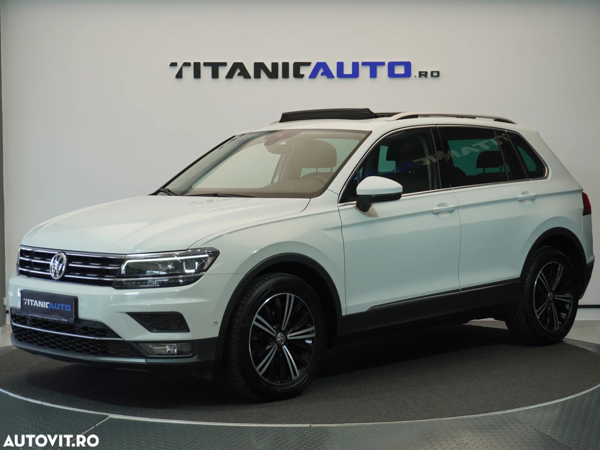 Volkswagen Tiguan 2.0 TDI SCR DSG Elegance - 1