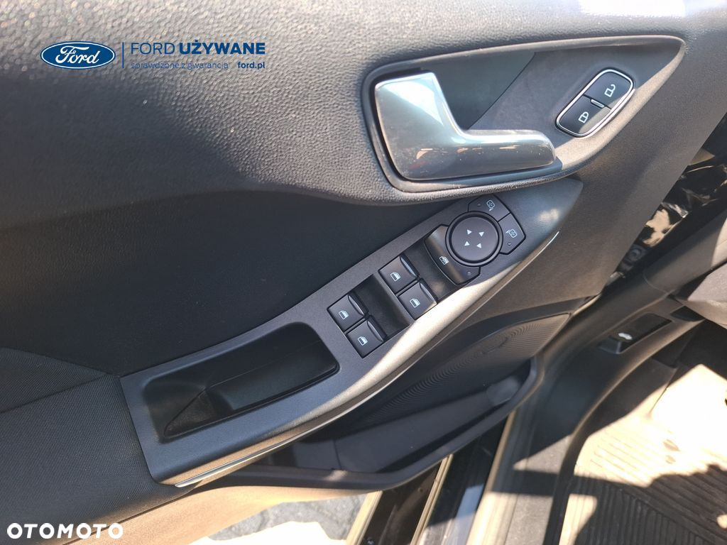 Ford Fiesta - 25
