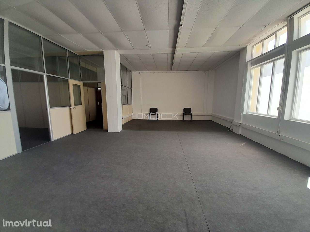 Escritórios no centro de Mafra - Grande imagem: 4/12