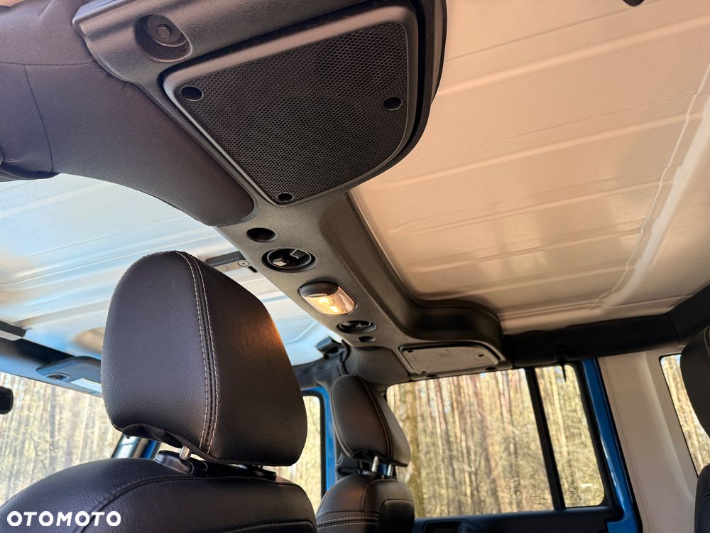 Jeep Wrangler 3.6 Unlim Sahara - 22