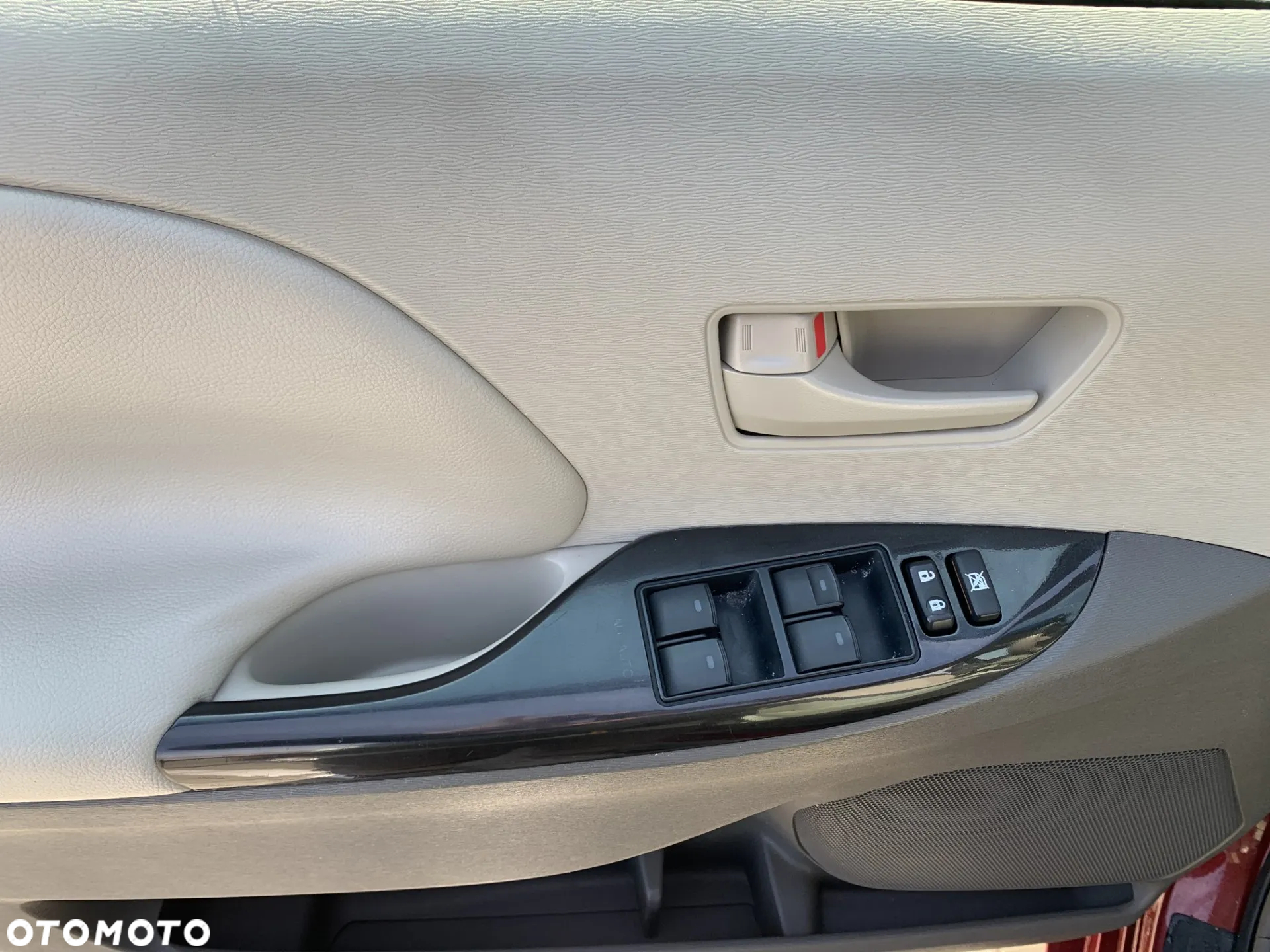 Toyota Sienna 3.5 V6 - 34