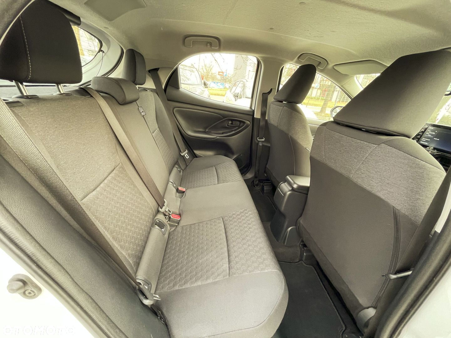 Toyota Yaris - 12