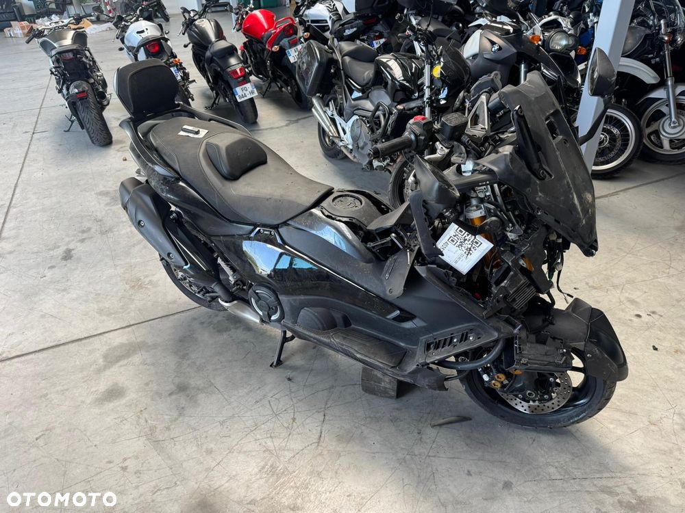 Yamaha Tmax - 4
