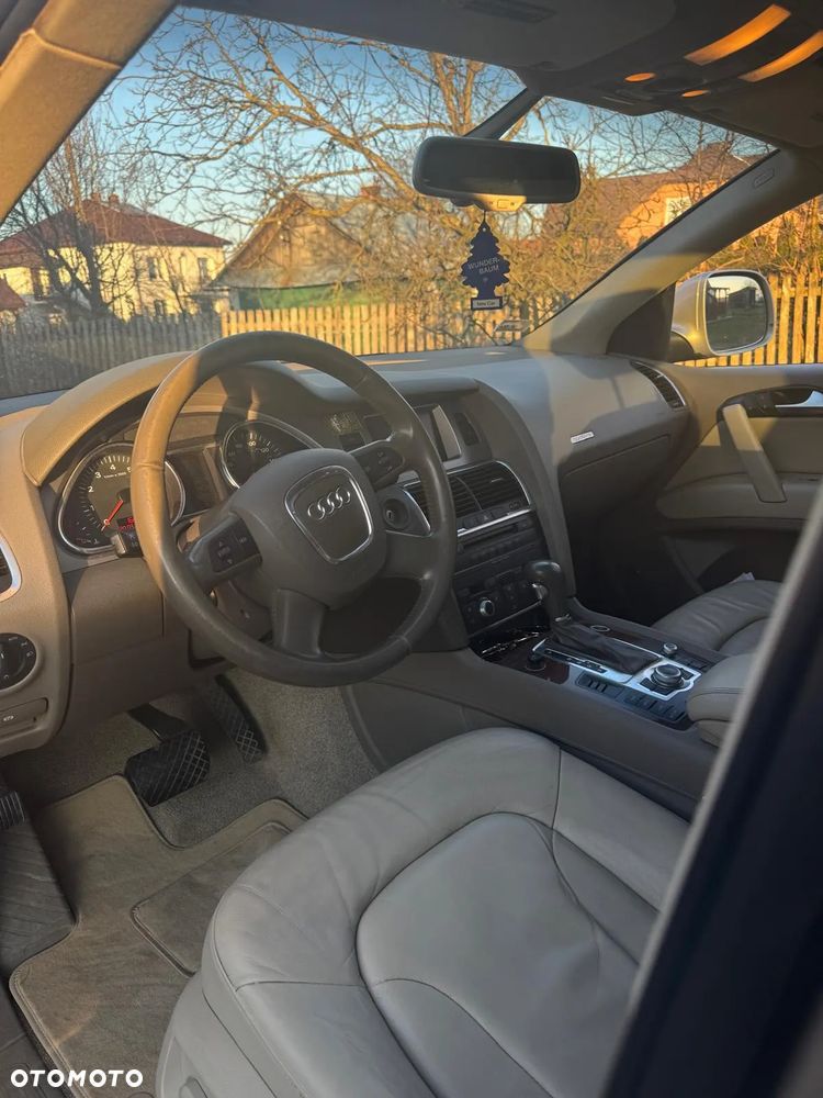 Audi Q7 3.6 FSI Quattro Tiptronic - 4