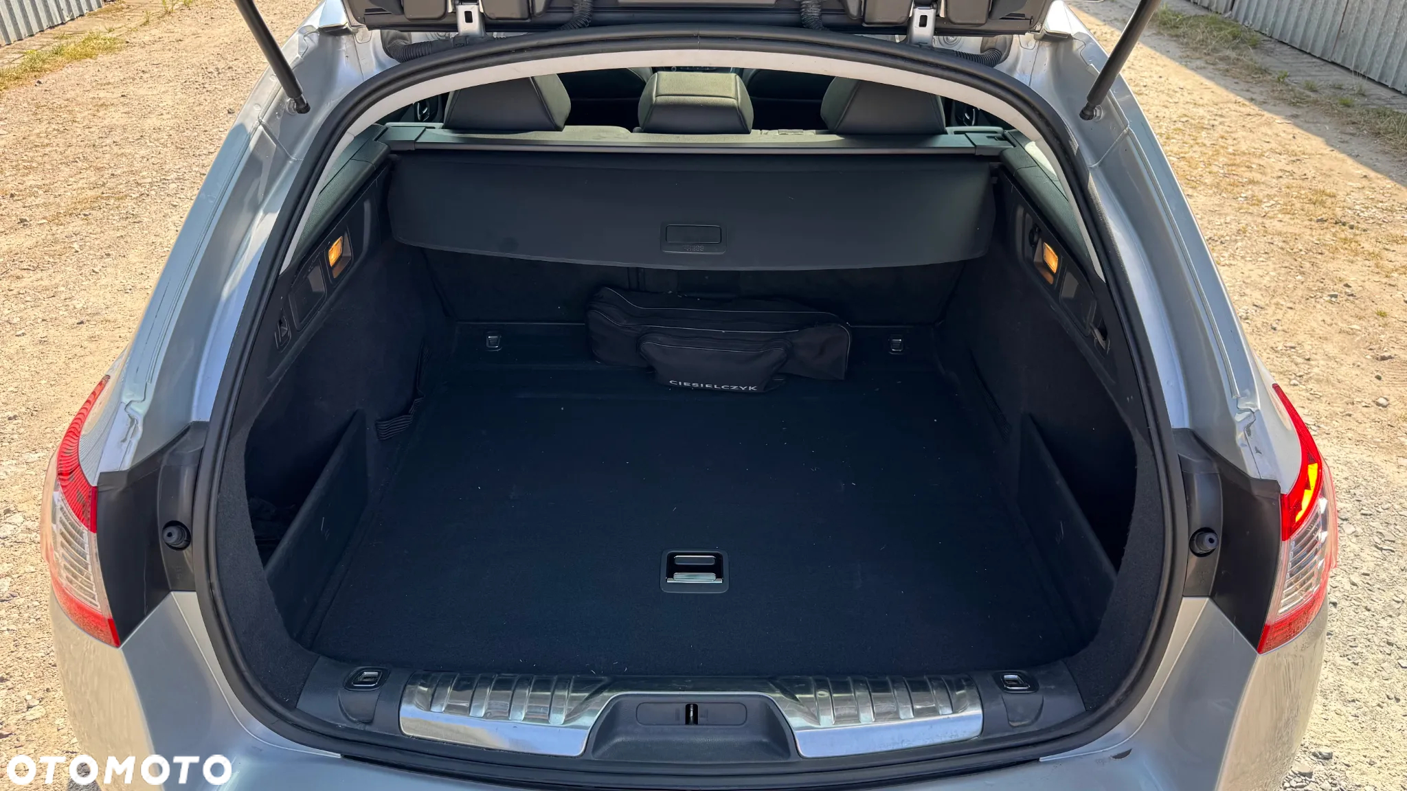 Peugeot 508 1.6 T Allure - 28